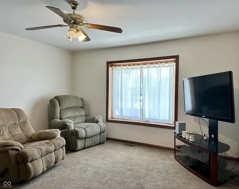 4000 S 550 W Columbus IN 47201