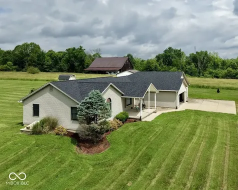 4000 S 550 W Columbus IN 47201