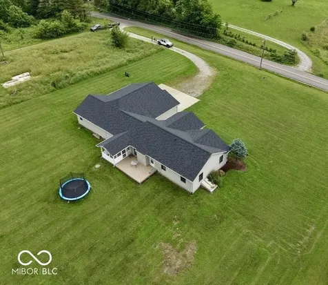 4000 S 550 W Columbus IN 47201