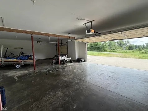 4000 S 550 W Columbus IN 47201