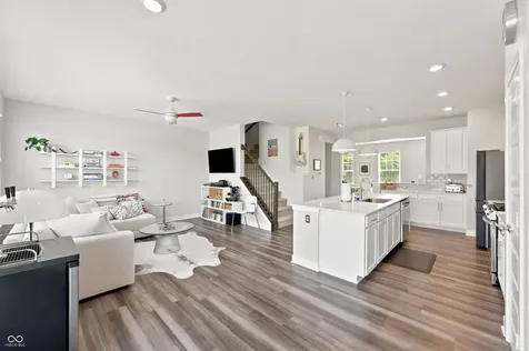 896 Yorkshire Lane Zionsville IN 46077