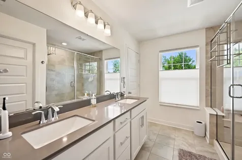 896 Yorkshire Lane Zionsville IN 46077