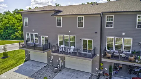896 Yorkshire Lane Zionsville IN 46077