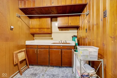1530 E 49th Street Indianapolis IN 46205