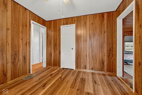 1530 E 49th Street Indianapolis IN 46205