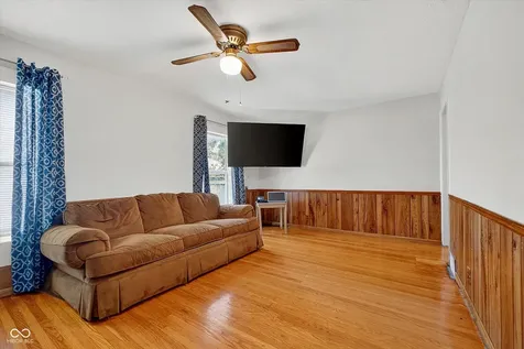 1530 E 49th Street Indianapolis IN 46205