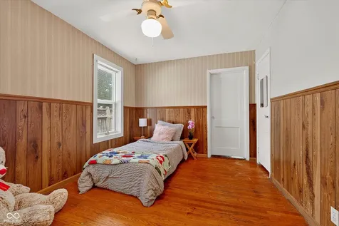 1530 E 49th Street Indianapolis IN 46205