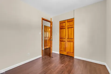 4546 Laclede Street Indianapolis IN 46221
