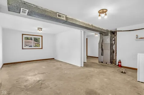 4546 Laclede Street Indianapolis IN 46221