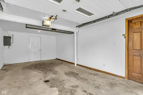 4546 Laclede Street Indianapolis IN 46221