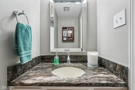 843 Bennett Court Carmel IN 46032