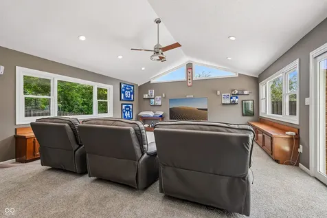 843 Bennett Court Carmel IN 46032