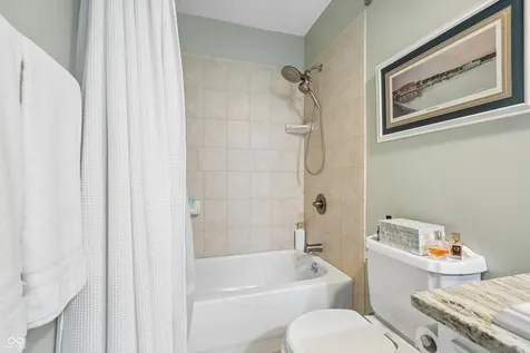 843 Bennett Court Carmel IN 46032