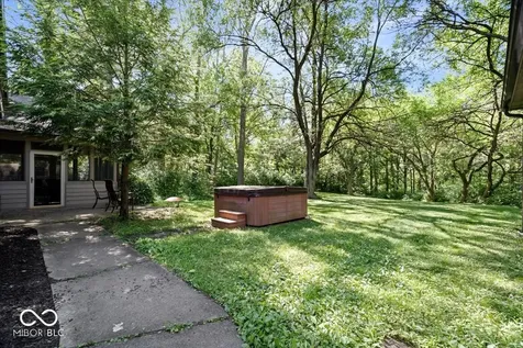 9365 E 200 S Zionsville IN 46077
