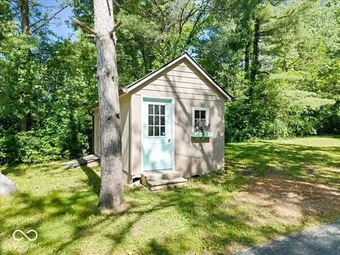 9365 E 200 S Zionsville IN 46077