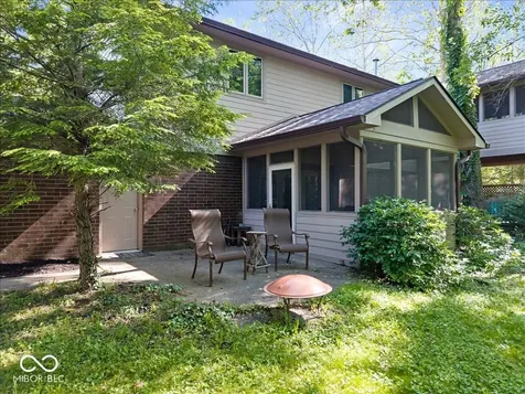 9365 E 200 S Zionsville IN 46077
