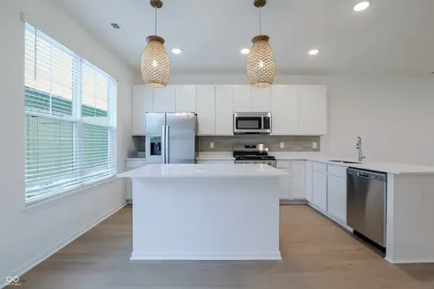 2706 Smith Road Plainfield IN 46168