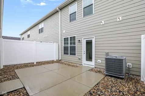 2706 Smith Road Plainfield IN 46168