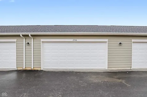 2706 Smith Road Plainfield IN 46168