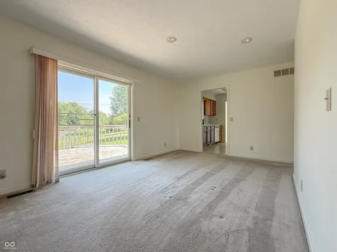 4820 E 800 N Columbus IN 47203