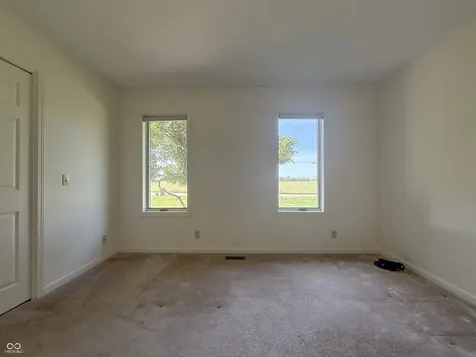 4820 E 800 N Columbus IN 47203