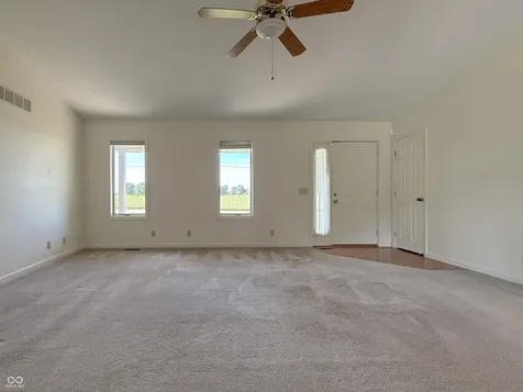 4820 E 800 N Columbus IN 47203