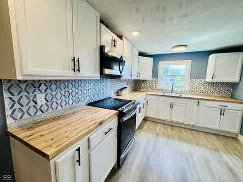 4810 W State Road 58 Freetown IN 47235