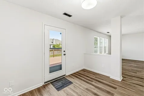 2747 Foxbriar Place Indianapolis IN 46203