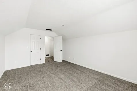 2747 Foxbriar Place Indianapolis IN 46203