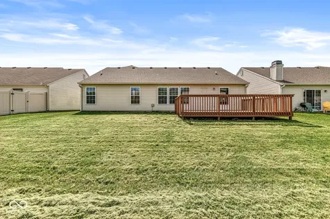 2747 Foxbriar Place Indianapolis IN 46203