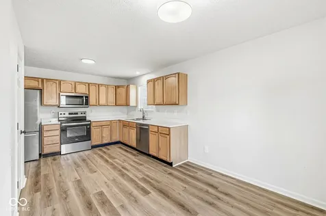 2747 Foxbriar Place Indianapolis IN 46203