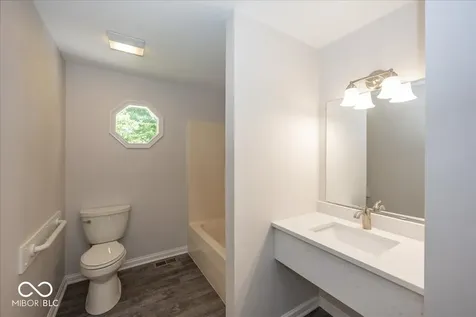 406 Mount Street Greenfield IN 46140
