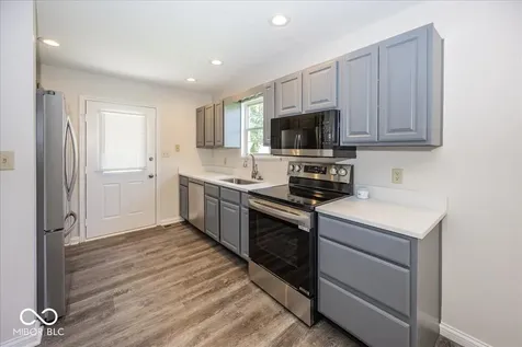 406 Mount Street Greenfield IN 46140