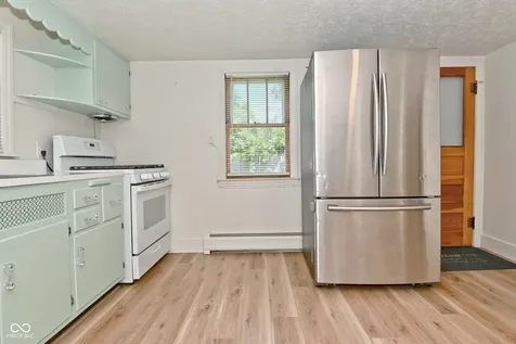 118 N 8th Street Middletown IN 47356