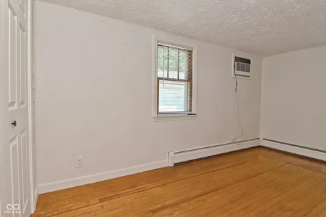 118 N 8th Street Middletown IN 47356