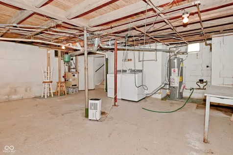 118 N 8th Street Middletown IN 47356