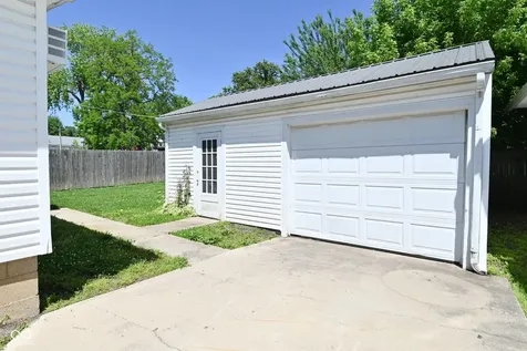 118 N 8th Street Middletown IN 47356