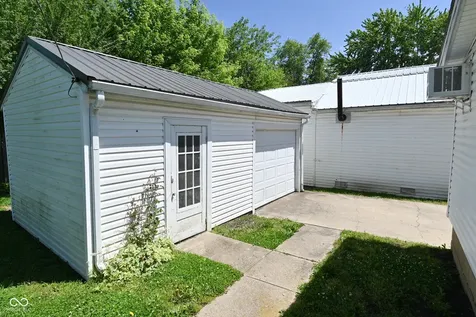 118 N 8th Street Middletown IN 47356