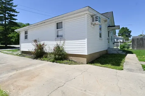 118 N 8th Street Middletown IN 47356