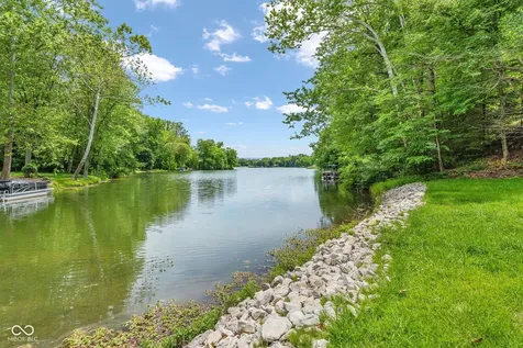 4181 N Foxcliff North Drive W Martinsville IN 46151