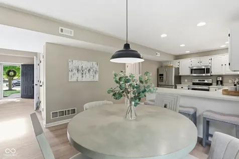 10945 Wharton Lane Fishers IN 46038
