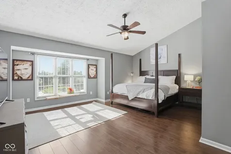 10945 Wharton Lane Fishers IN 46038