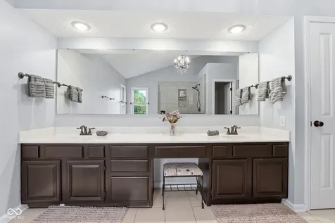 10945 Wharton Lane Fishers IN 46038