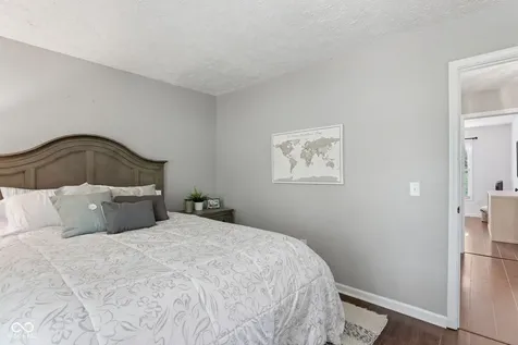 10945 Wharton Lane Fishers IN 46038
