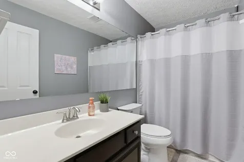 10945 Wharton Lane Fishers IN 46038