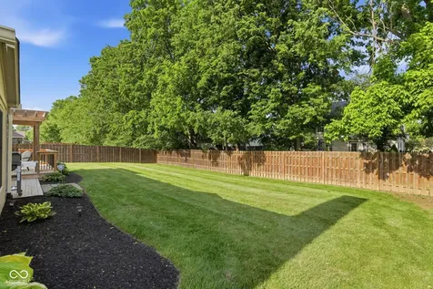 10945 Wharton Lane Fishers IN 46038