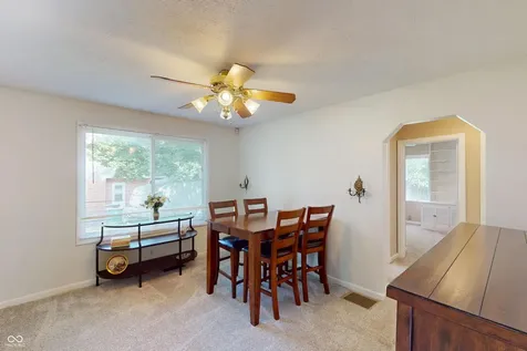 4560 Stratford Avenue Indianapolis IN 46201