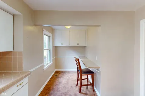 4560 Stratford Avenue Indianapolis IN 46201