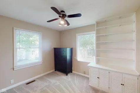 4560 Stratford Avenue Indianapolis IN 46201