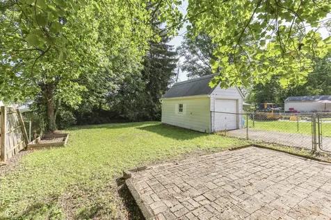 4560 Stratford Avenue Indianapolis IN 46201